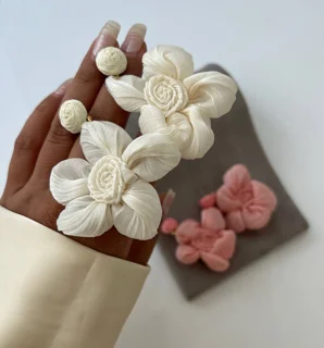 گوشواره ملوس